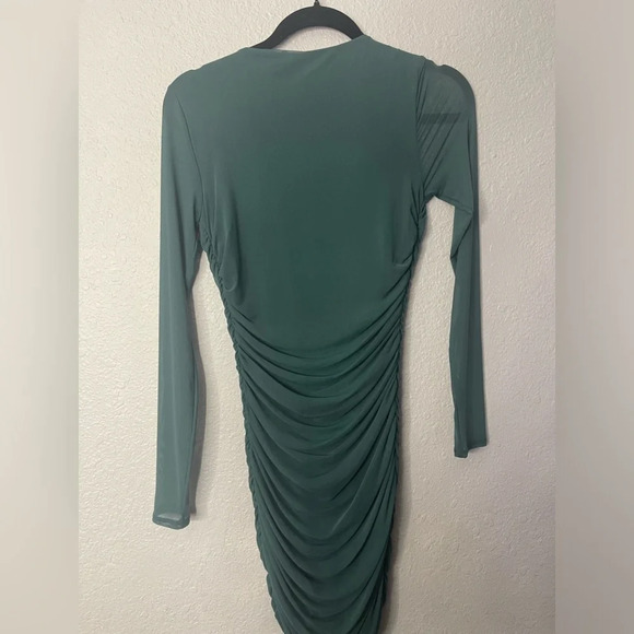 Guess dress size M - Picture 2 of 3